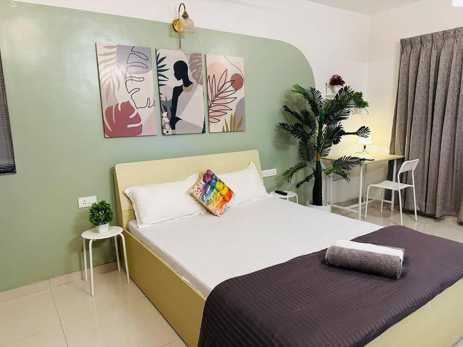 Sage : Private Studio Room In Koregaon Park Púna Exteriér fotografie