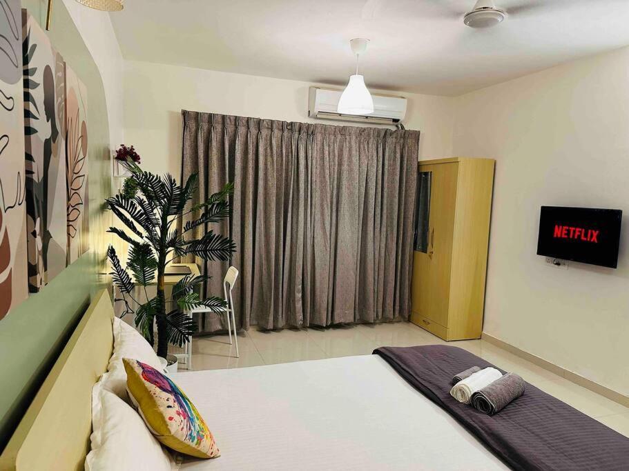 Sage : Private Studio Room In Koregaon Park Púna Exteriér fotografie